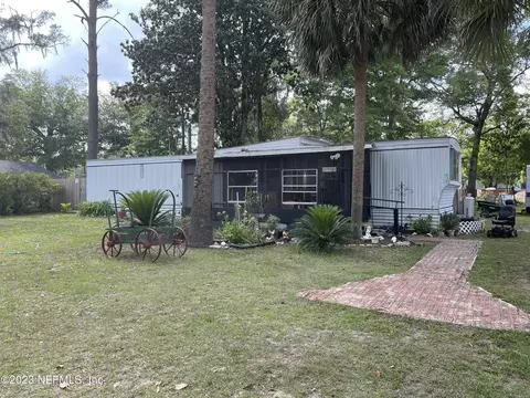 37050 W Fourth St W, Hilliard, FL 32046