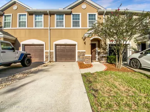 13328 Ocean Mist Dr, Jacksonville, FL 32258