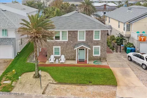 111 Margaret St, Neptune Beach, FL 32266