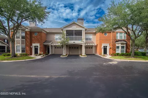 10901 Burnt Mill Rd #601, Jacksonville, FL 32256