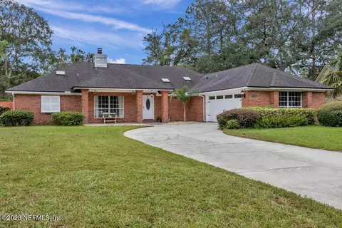 1904 St Marys Ct, Jacksonville, FL 32223