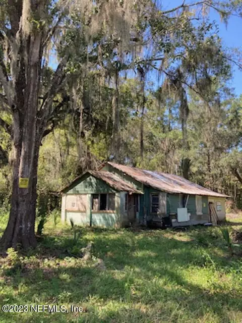 107 W Harris St #A, Hastings, FL 32145
