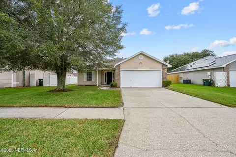 2134 Willesdon Dr W, Jacksonville, FL 32246