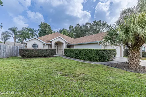 804 Hickory Knolls Dr, Green Cove Springs, FL 32043