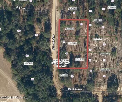 102-106 Brussels Ave, Interlachen, FL 32148