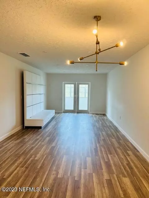 4975 San Jose Blvd #308, Jacksonville, FL 32207