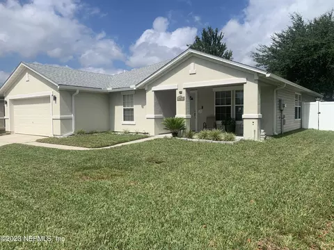 11477 Brian Lakes Dr N, Jacksonville, FL 32221