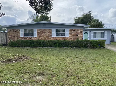 11252 Emuness Rd, Jacksonville, FL 32218