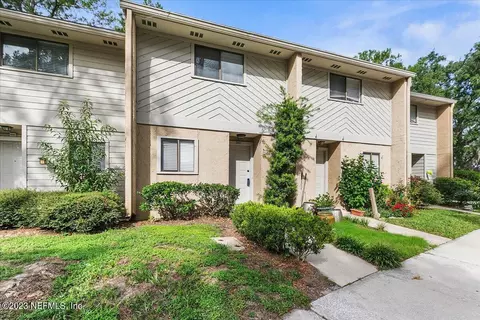 3801 Crown Point Rd #1042, Jacksonville, FL 32257
