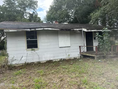 4905 40th St Cir, Jacksonville, FL 32209