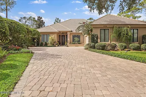 6708 Linford Ln, Jacksonville, FL 32217