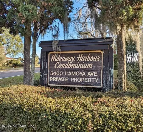5400 La Moya Ave #17, Jacksonville, FL 32210