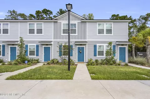 924 Rotary Rd, Jacksonville, FL 32211