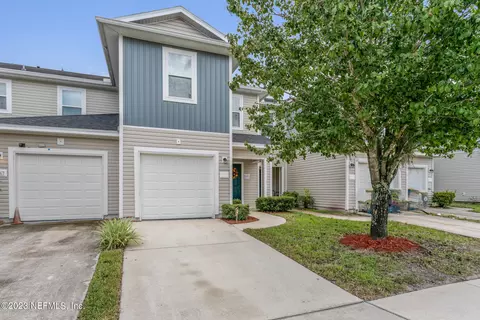 1665 Biscayne Bay Cir, Jacksonville, FL 32218