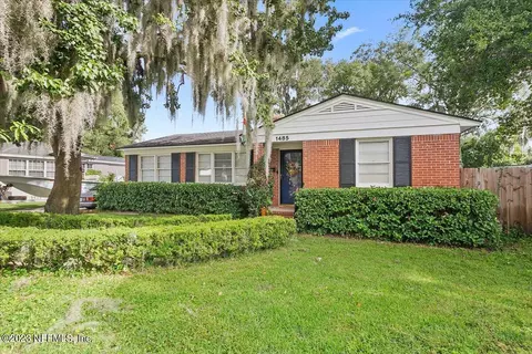 1485 Birmingham Rd, Jacksonville, FL 32207