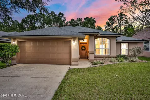 9592 Woodstone Mill Dr, Jacksonville, FL 32244