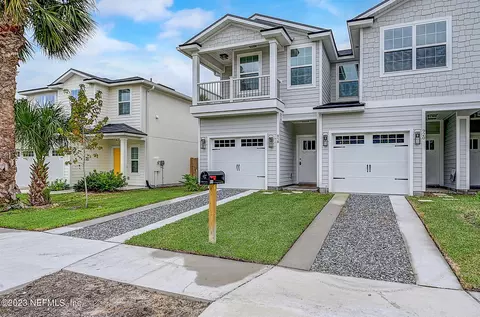 918 3rd Ave S, Jacksonville Beach, FL 32250