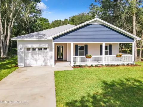 223 Ashley St, Hawthorne, FL 32640