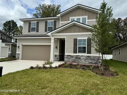 5759 Tomahawk Lake Dr, Jacksonville, FL 32254