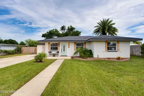 1415 N 9th St, Jacksonville Beach, FL 32250