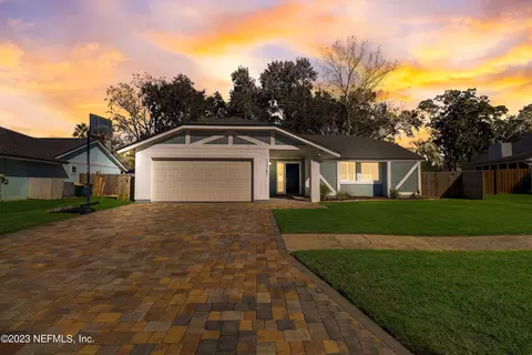 12781 Locren Rd, Jacksonville, FL 32246