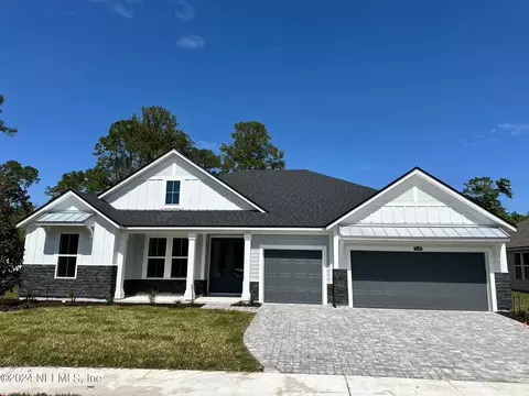 3789 Summer Garden Ln, Jacksonville, FL 32223