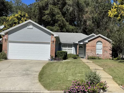 7121 Ft Caroline Hills Dr, Jacksonville, FL 32277