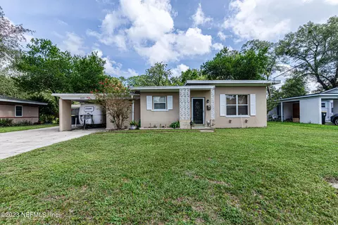 6121 Temple Rd, Jacksonville, FL 32217