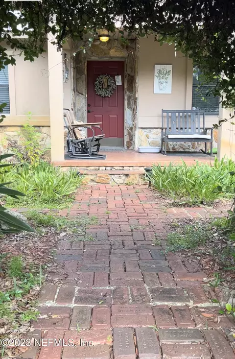 119 E Oak Hill Dr, Palatka, FL 32177