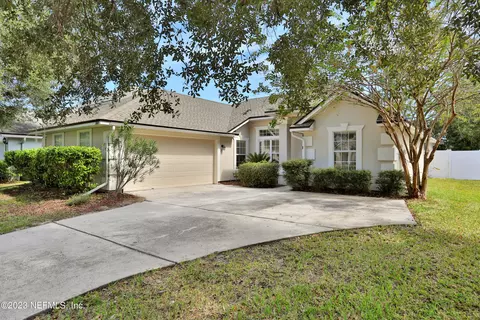 533 Wakemont Dr, Orange Park, FL 32065