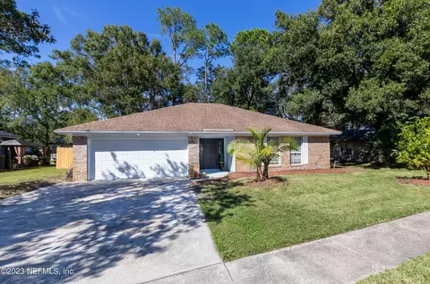 4749 Secret Harbor Dr, Jacksonville, FL 32257