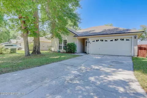 1634 Spring Oaks Ln, Jacksonville, FL 32221