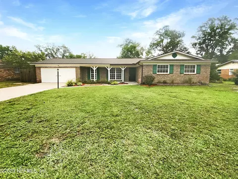 3424 Red Oak Cir E, Orange Park, FL 32073