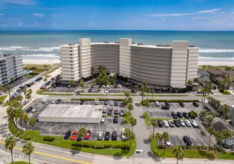 1601 Ocean Dr #3, Jacksonville Beach, FL 32250