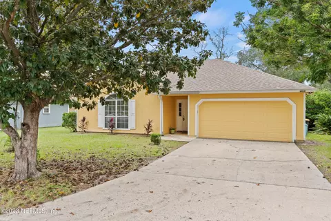 7945 Macinnes Dr, Jacksonville, FL 32244