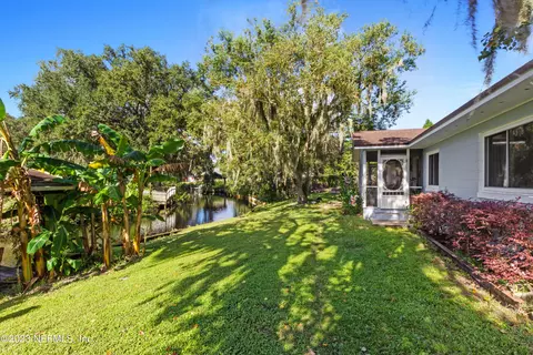 133 Retreat Ln, Palatka, FL 32177