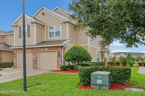6854 Roundleaf Dr, Jacksonville, FL 32258