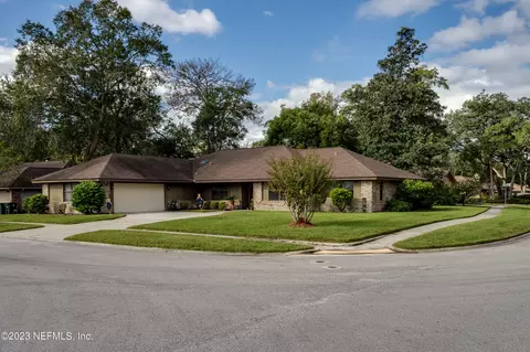 9072 Agincourt Ln, Jacksonville, FL 32257