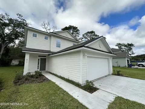 611 S 13th St, Fernandina Beach, FL 32034