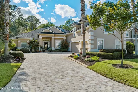 735 Battersea Dr, Saint Augustine, FL 32095