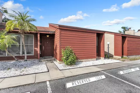 1563 Arcadia Dr, Jacksonville, FL 32207