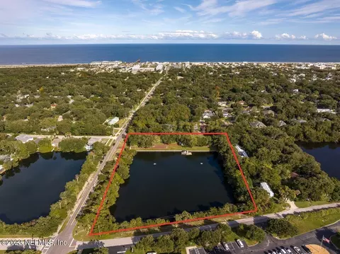 715 16th St, Saint Augustine, FL 32080