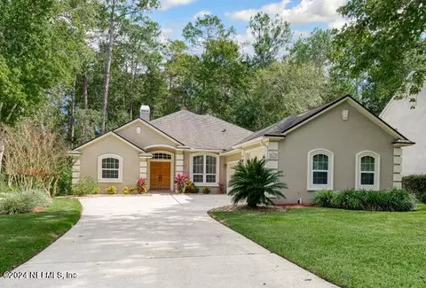 8649 Hunters Creek Dr S, Jacksonville, FL 32256