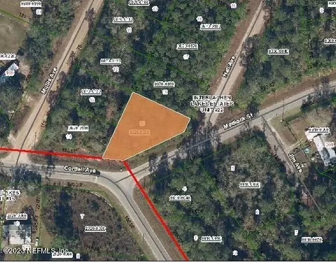 000 Cordell Ave, Interlachen, FL 32148