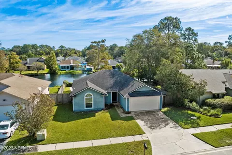 99 Autumn Springs Ct W, Jacksonville, FL 32225