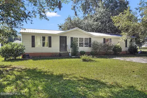 478 Railroad Ave W, Macclenny, FL 32063