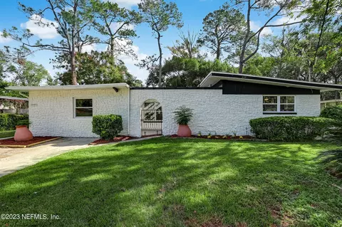 1049 Busac Ave, Jacksonville, FL 32205