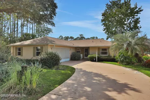 4 Ellwood Ln, Palm Coast, FL 32164