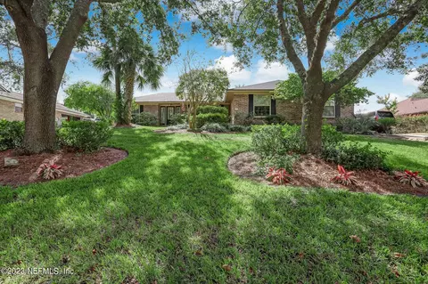 906 Quailridge Ct, Orange Park, FL 32065