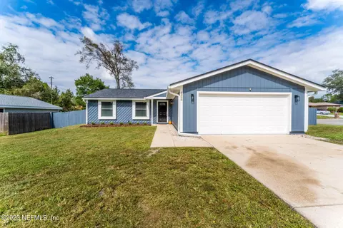 2928 Dakota Dr, Orange Park, FL 32065